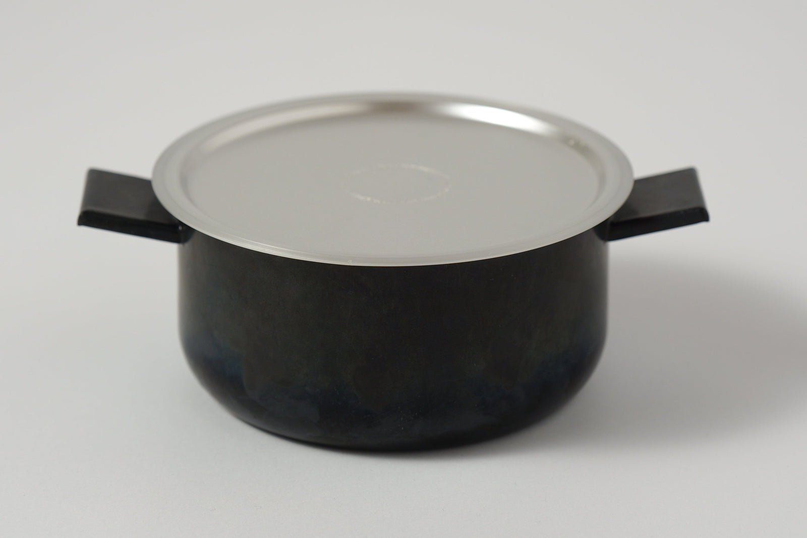 STACKABLE LID ｜藤田金属のフライパンジュウスープにフィット｜【公式