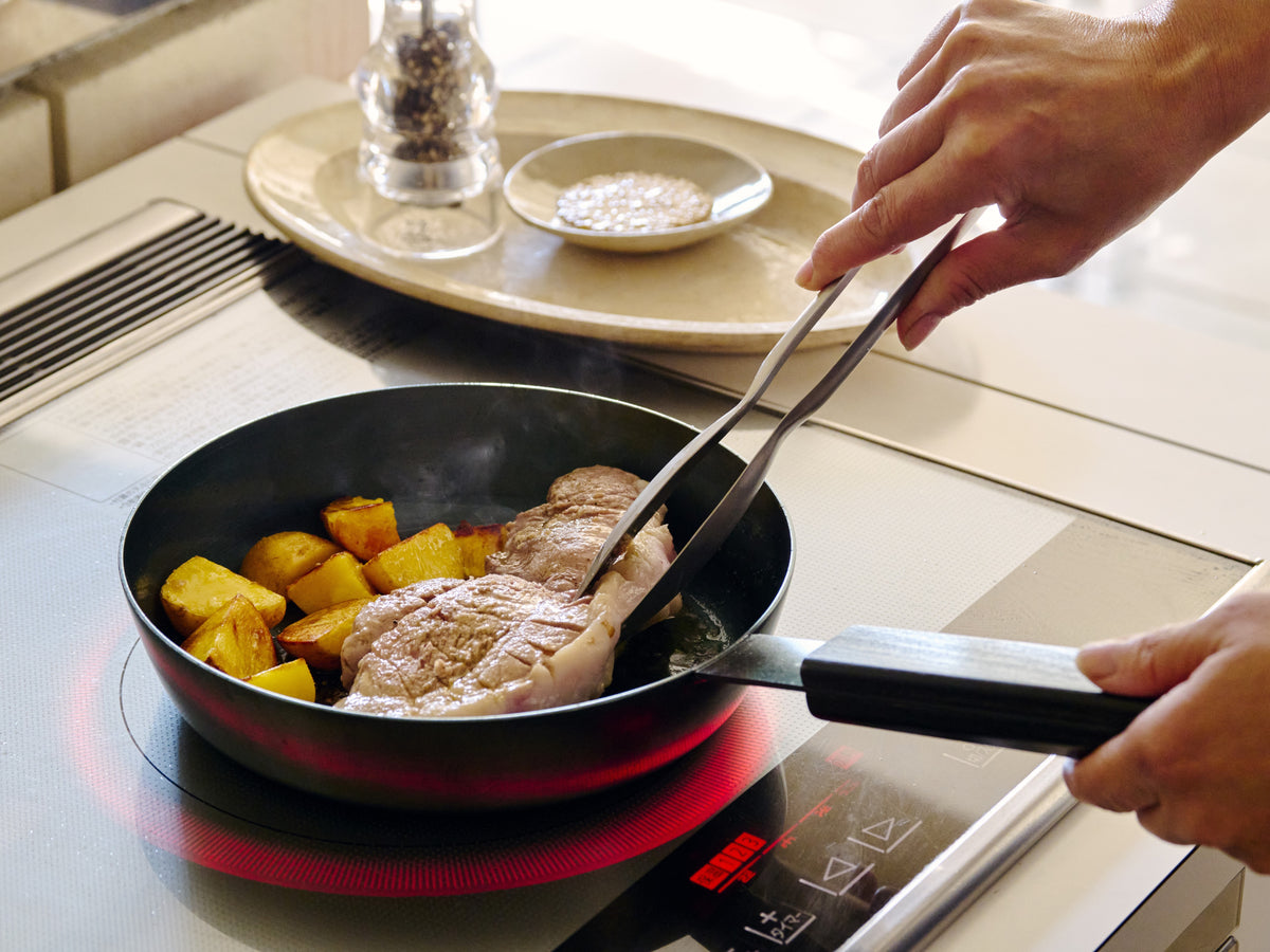 公式通販】藤田金属｜日本製の鉄フライパンを販売｜FUJITA KINZOKU