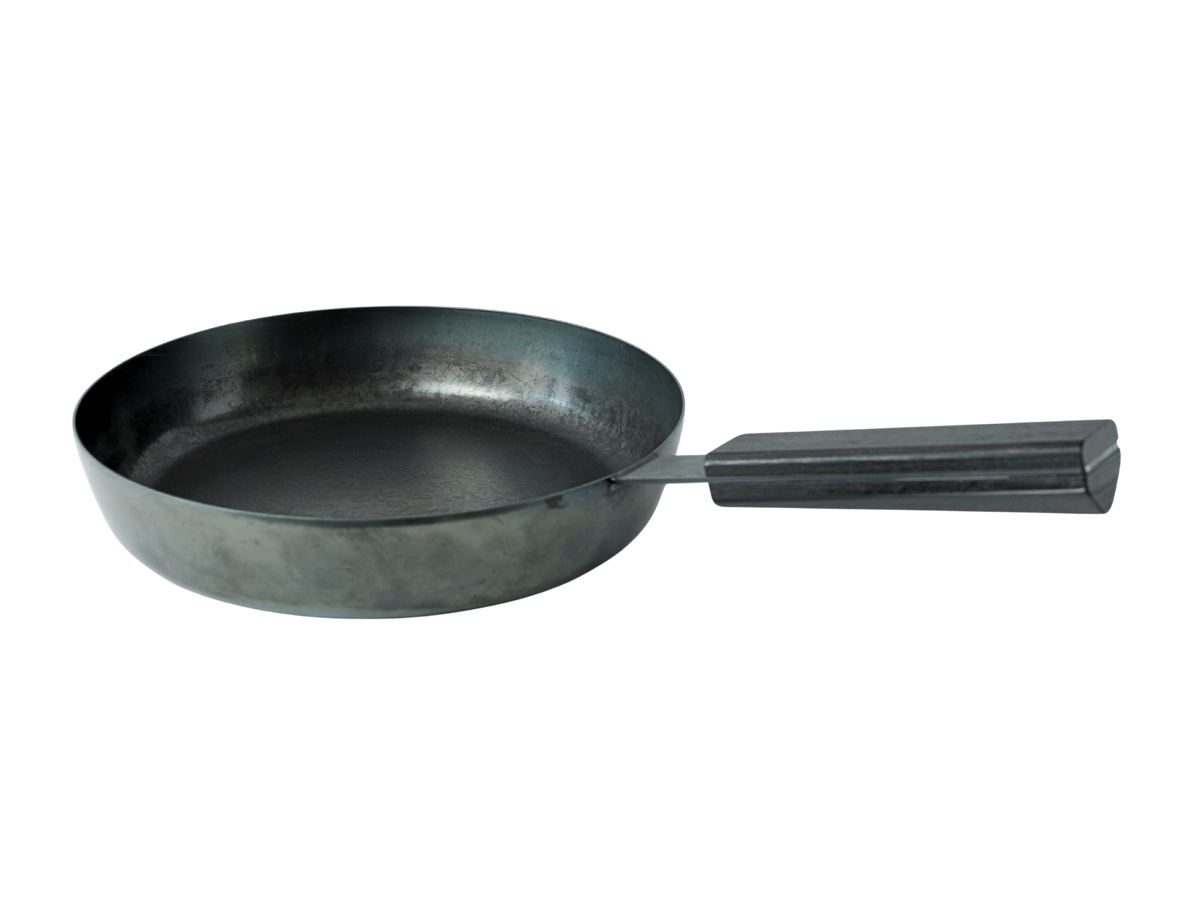 公式通販】藤田金属｜日本製の鉄フライパンを販売｜FUJITA KINZOKU