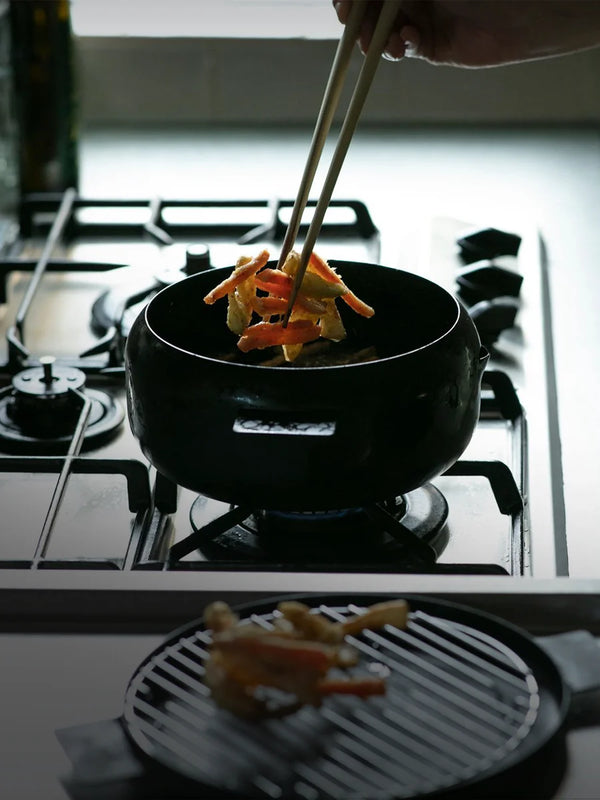 公式通販】藤田金属|日本製の鉄フライパンを販売|フライパンビレッジ