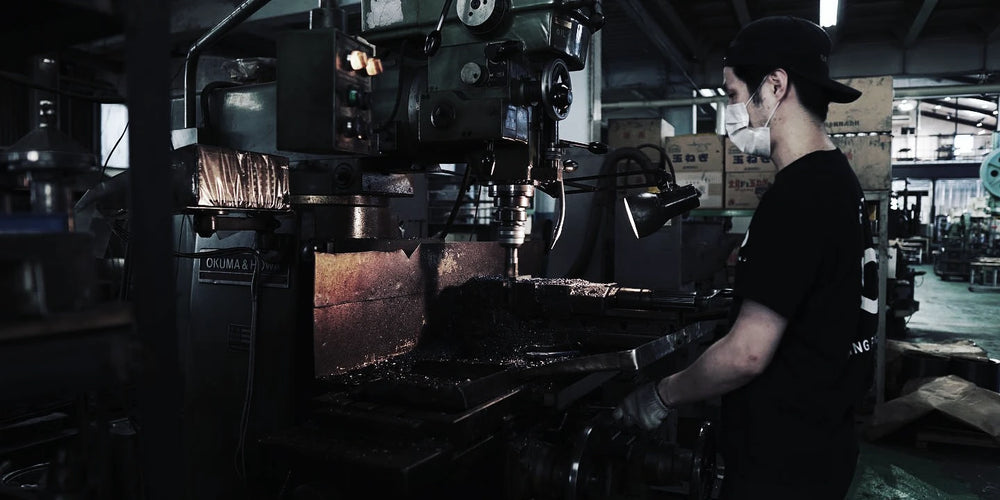 公式通販】藤田金属|日本製の鉄フライパンを販売|FUJITA KINZOKU 公式通販】藤田金属|日本製の鉄フライパンを販売|FUJITA KINZOKU