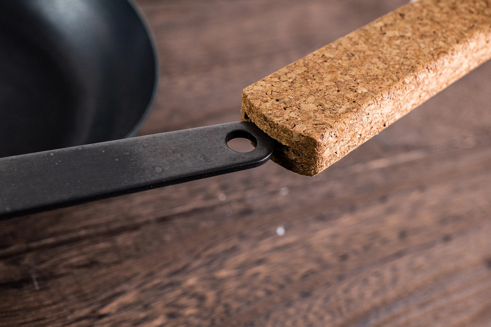 ハンドル一体型 鉄フライパン 専用コルク｜【公式通販】藤田金属